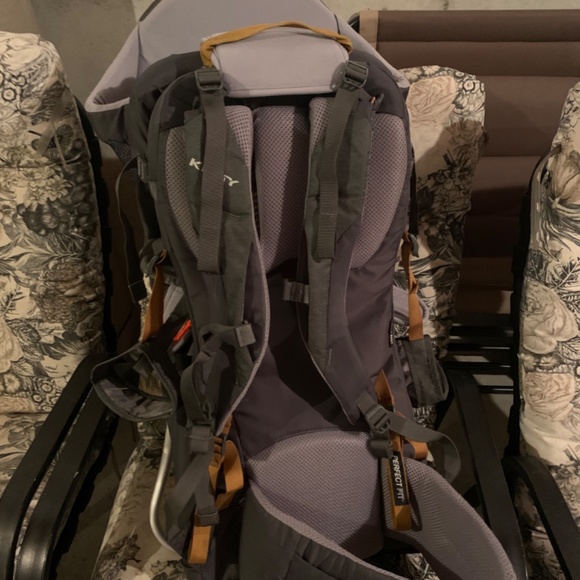 Kelty Perfectfit Journey Hiking Child Carrier - Picture 3 of 4